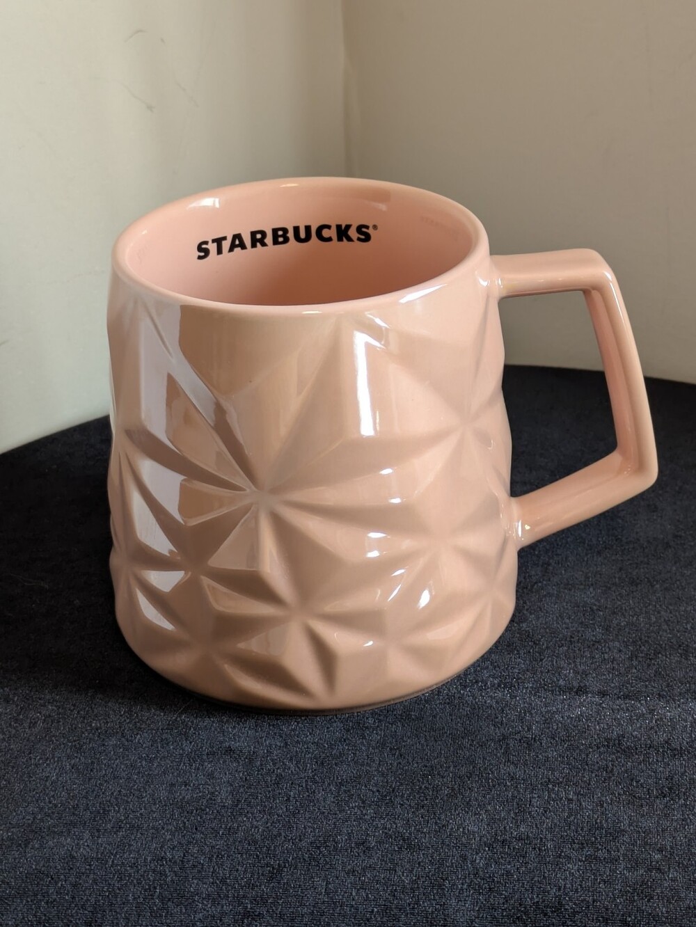 Starbucks Holiday 2023 Peppermint Pink Geometric Prisim Mug 14oz
